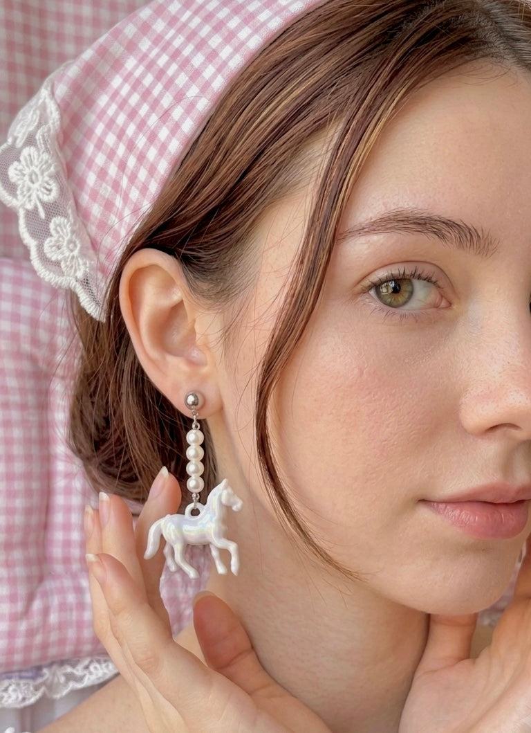 Aretes Horses