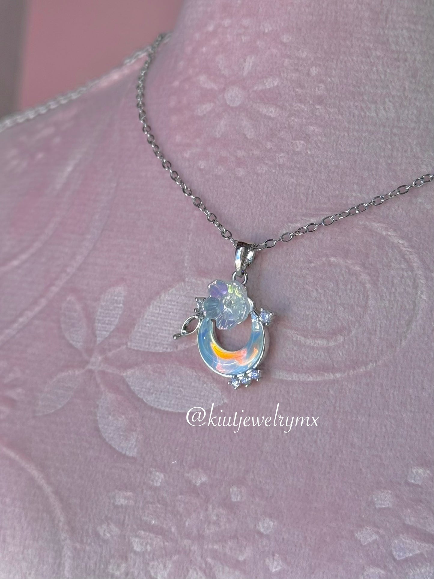 Collar Luna Primaveras Stainless Steel