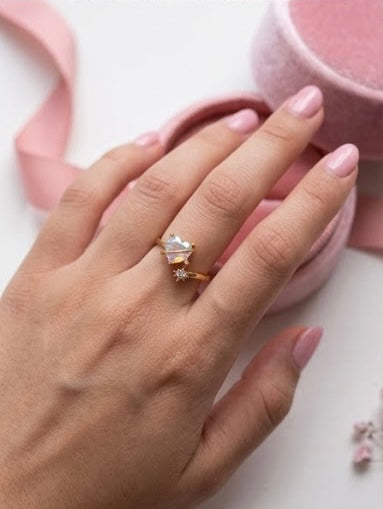 Anillo Heart Stone