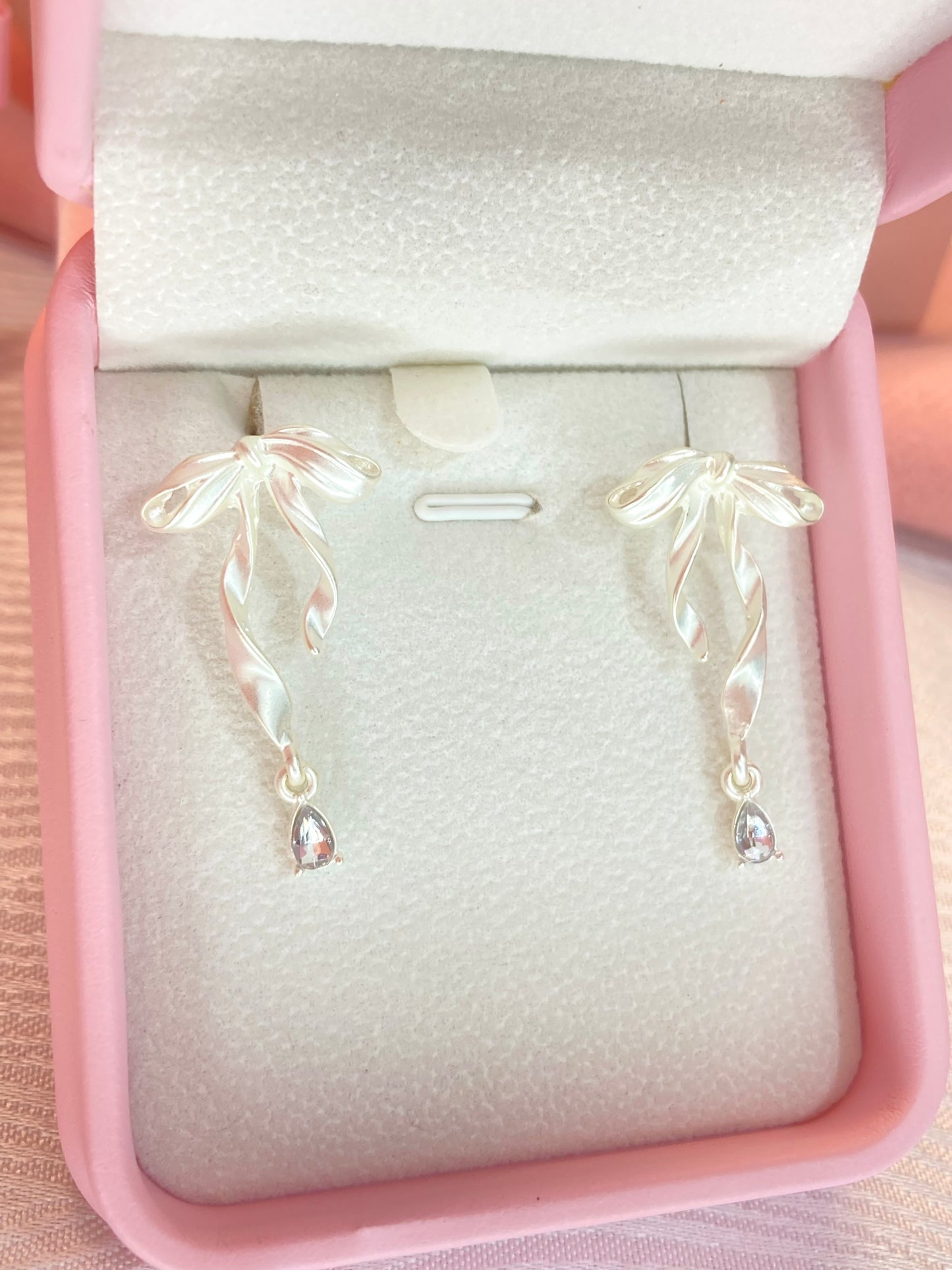 Aretes Soft Lasso