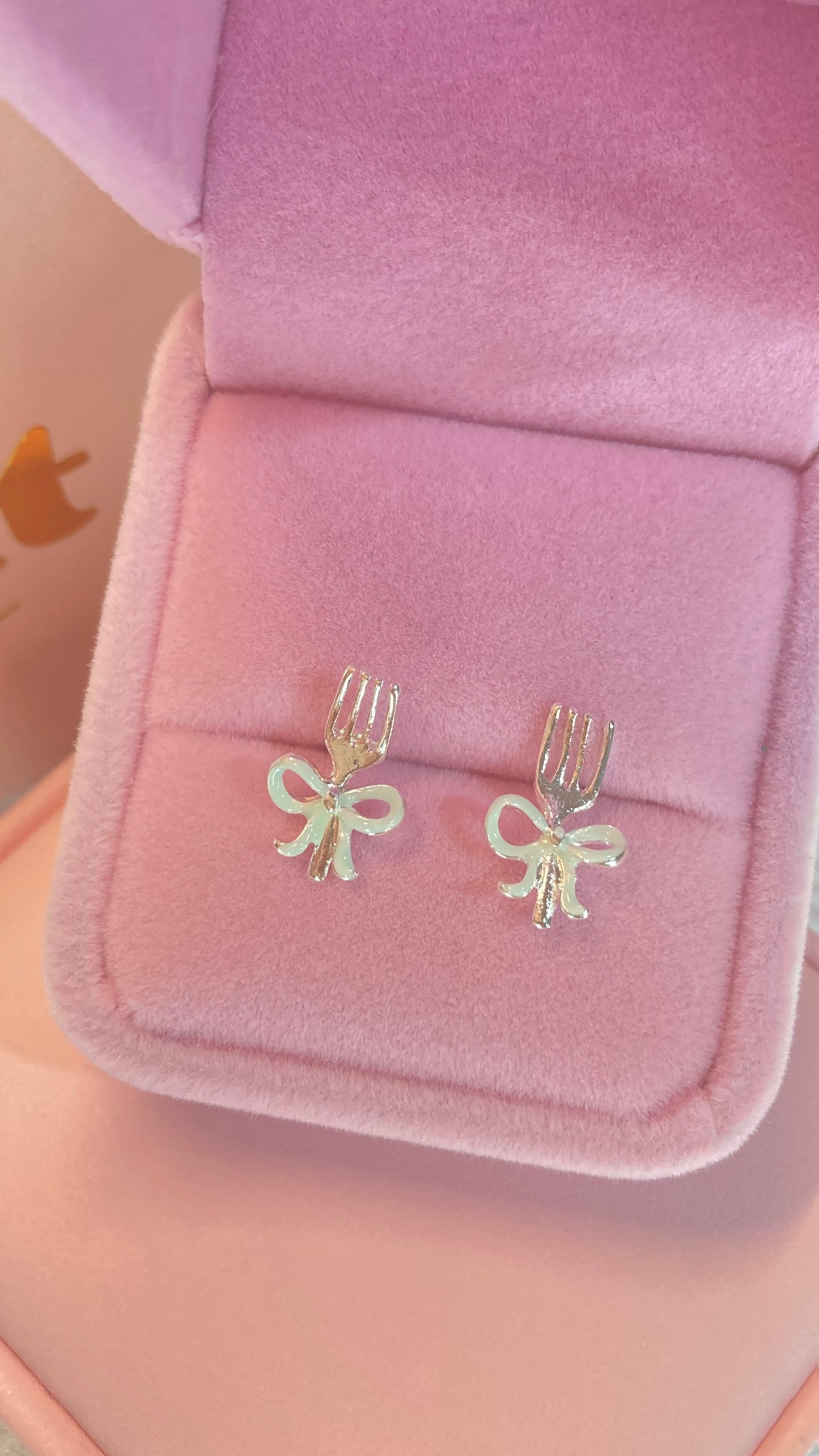 Aretes Tenedores