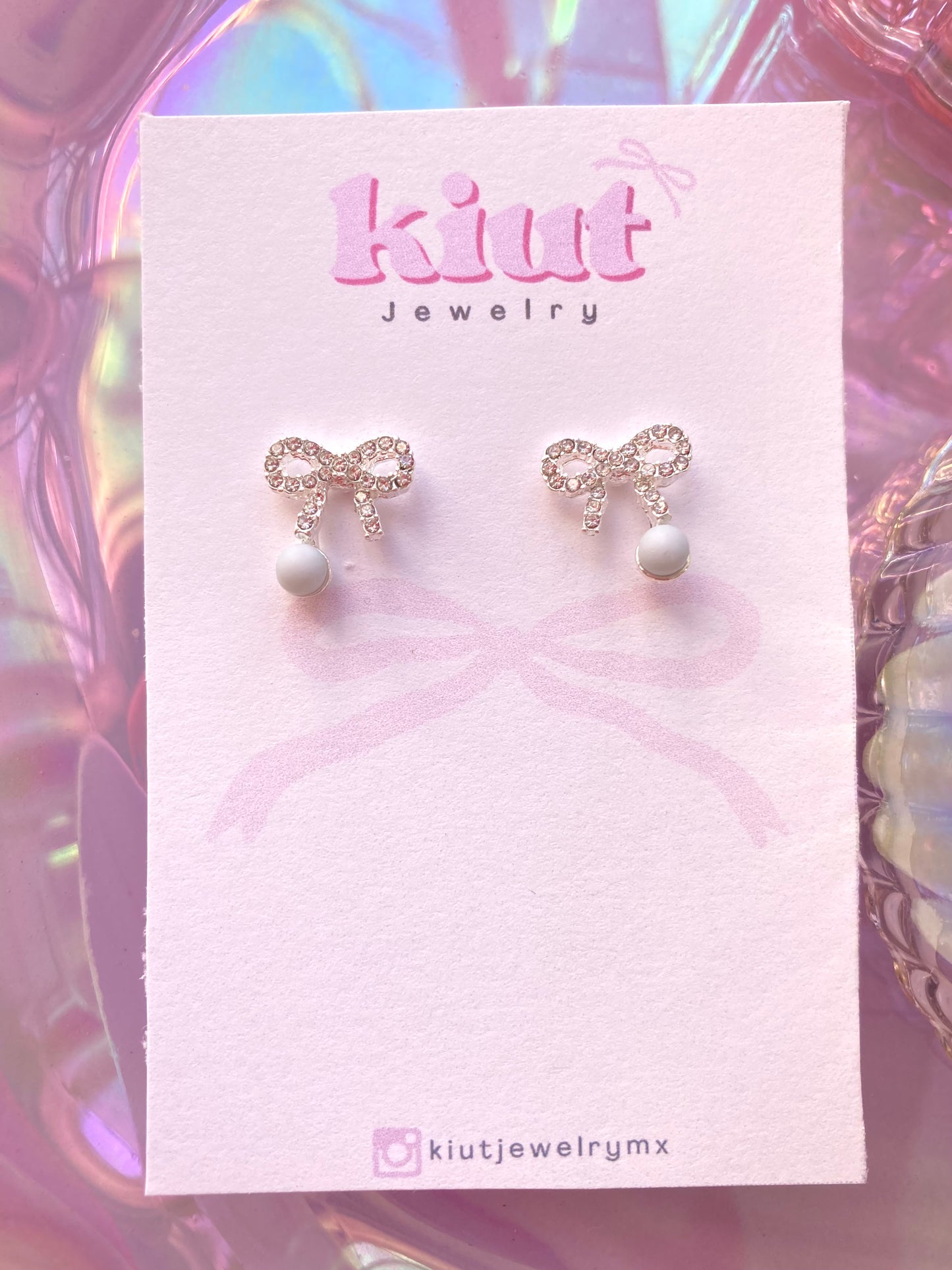 Aretes Kiuti