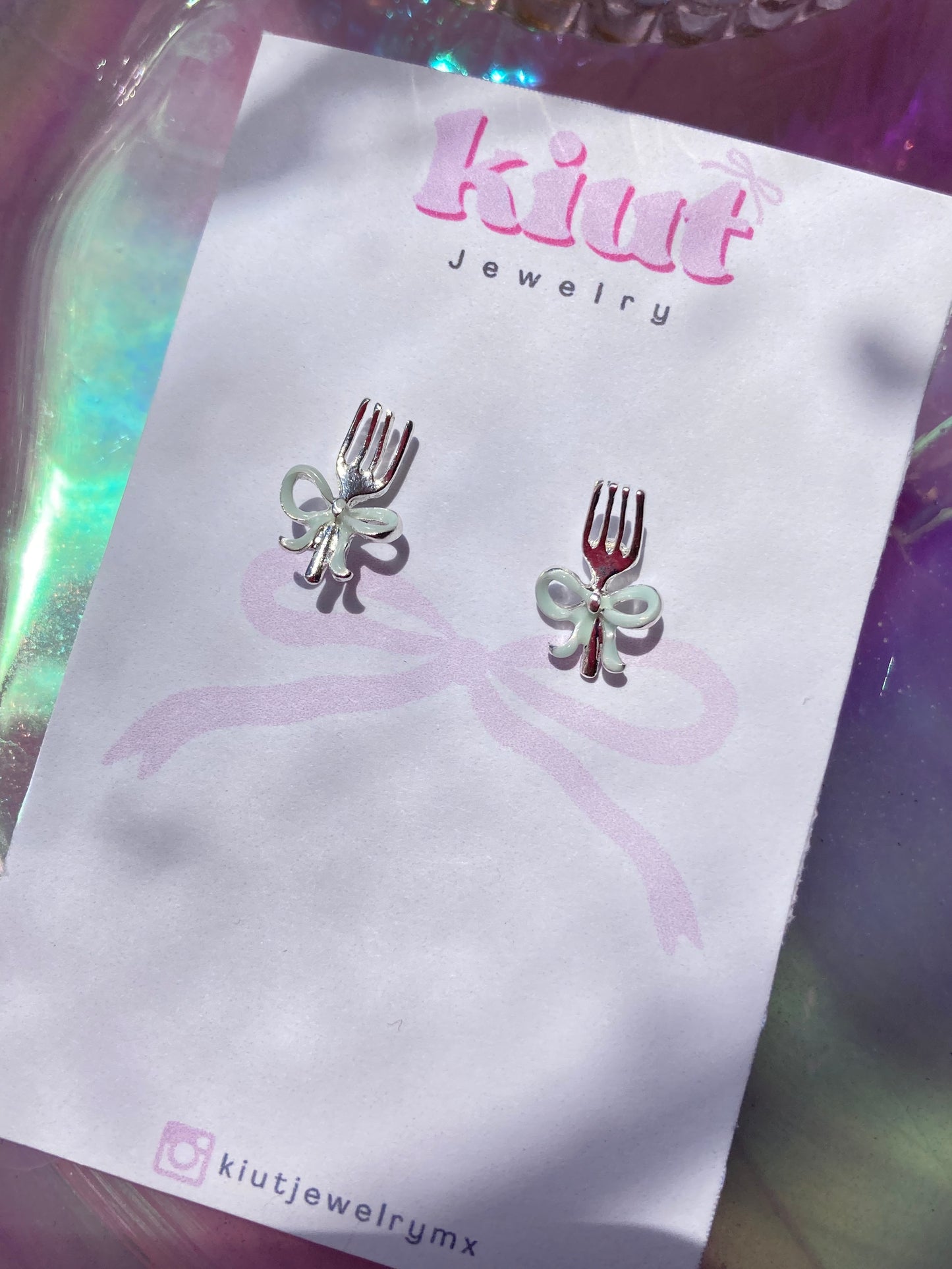 Aretes Forkiut