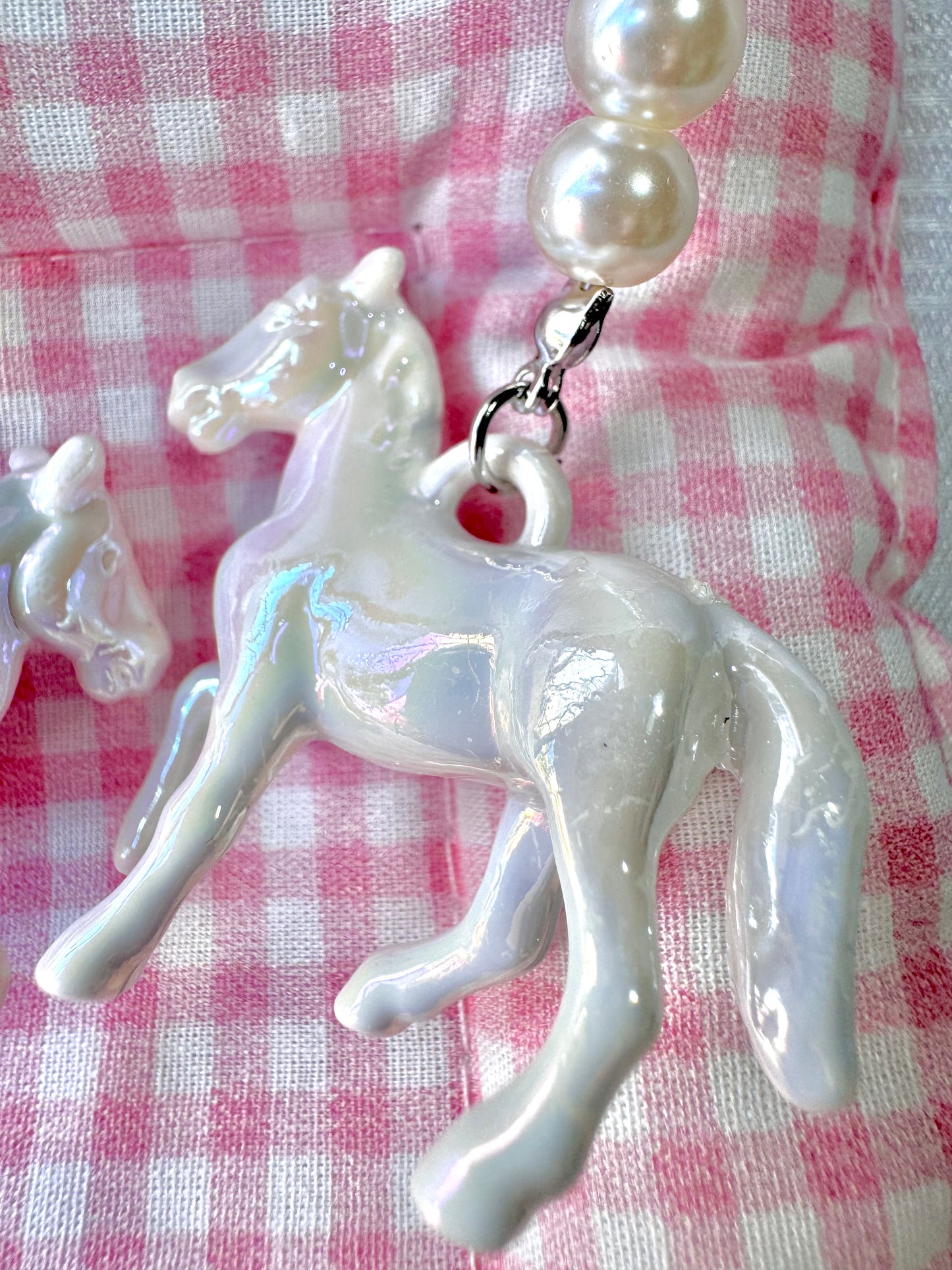 Aretes Horses