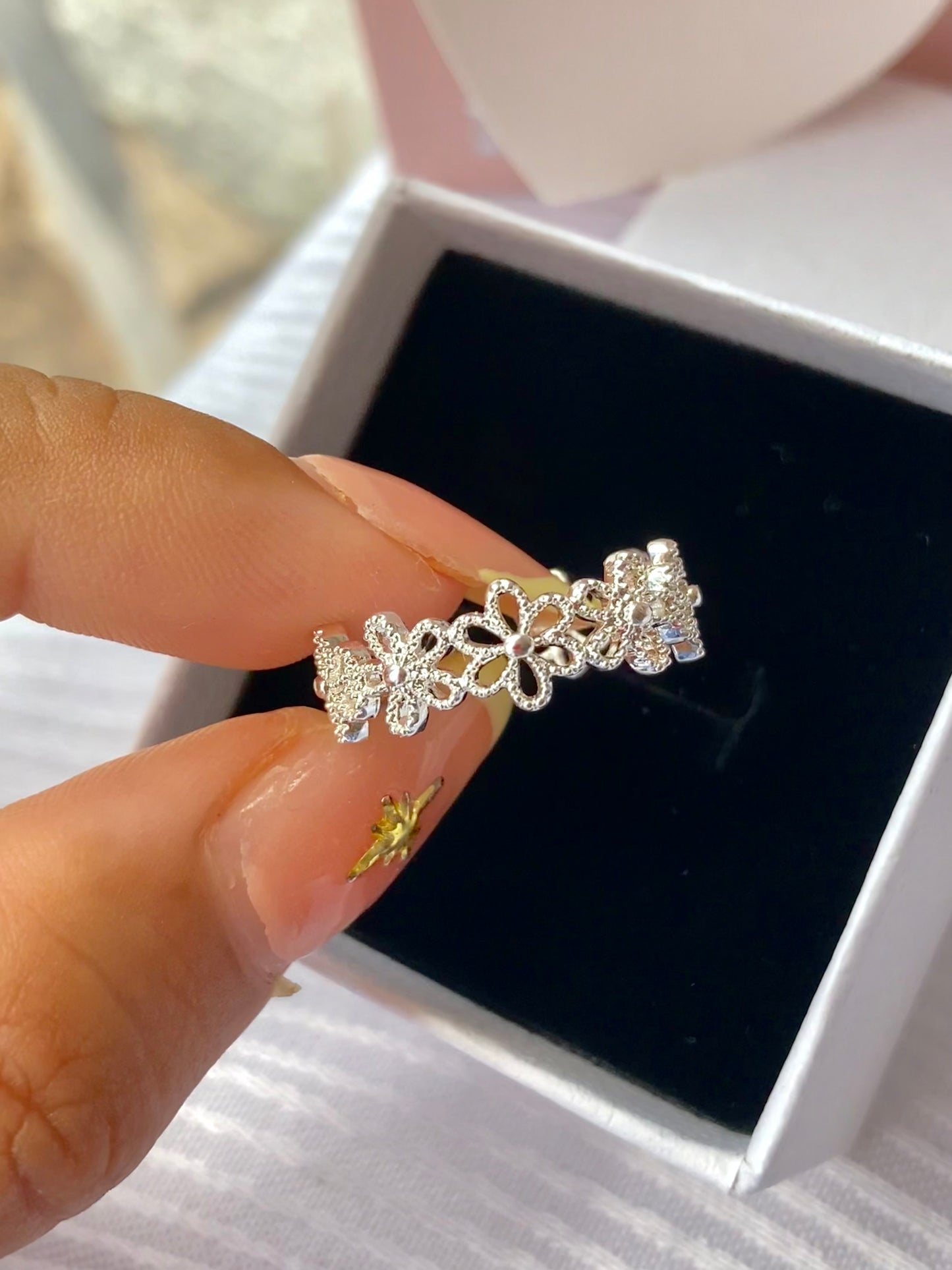 Anillo Flores Bordadas