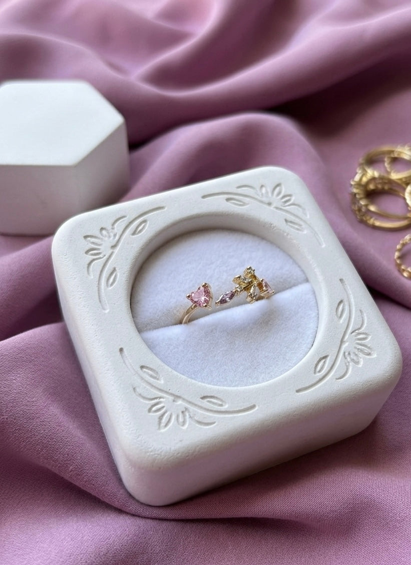 Anillo Lucinda