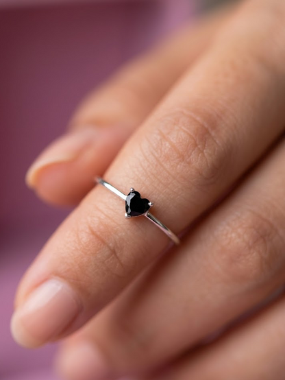 Anillo Ajustable Heart Negro S925