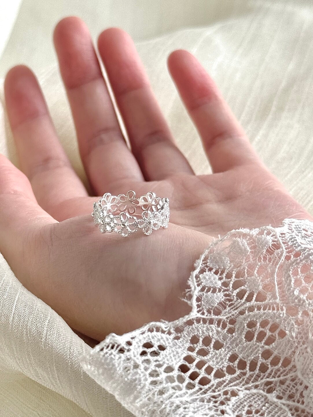 Anillo Flores Bordadas