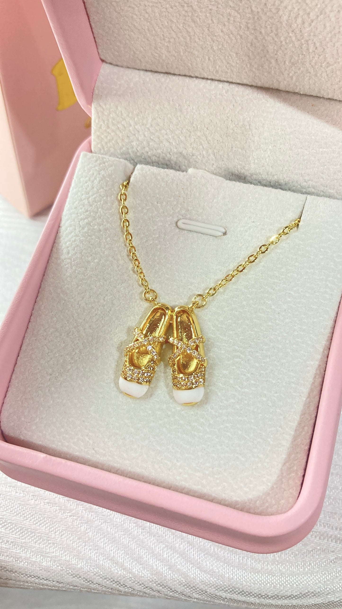 Collar Ballerina Shoes White